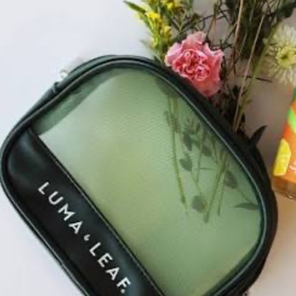 Luma & Leaf Skincare Set - Picture 13 of 15